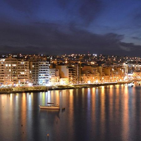 Super Luxury Apartment In Tigne Point, Amazing Sea Views Sliema Ngoại thất bức ảnh