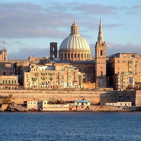 Super Luxury Apartment In Tigne Point, Amazing Sea Views Sliema Ngoại thất bức ảnh