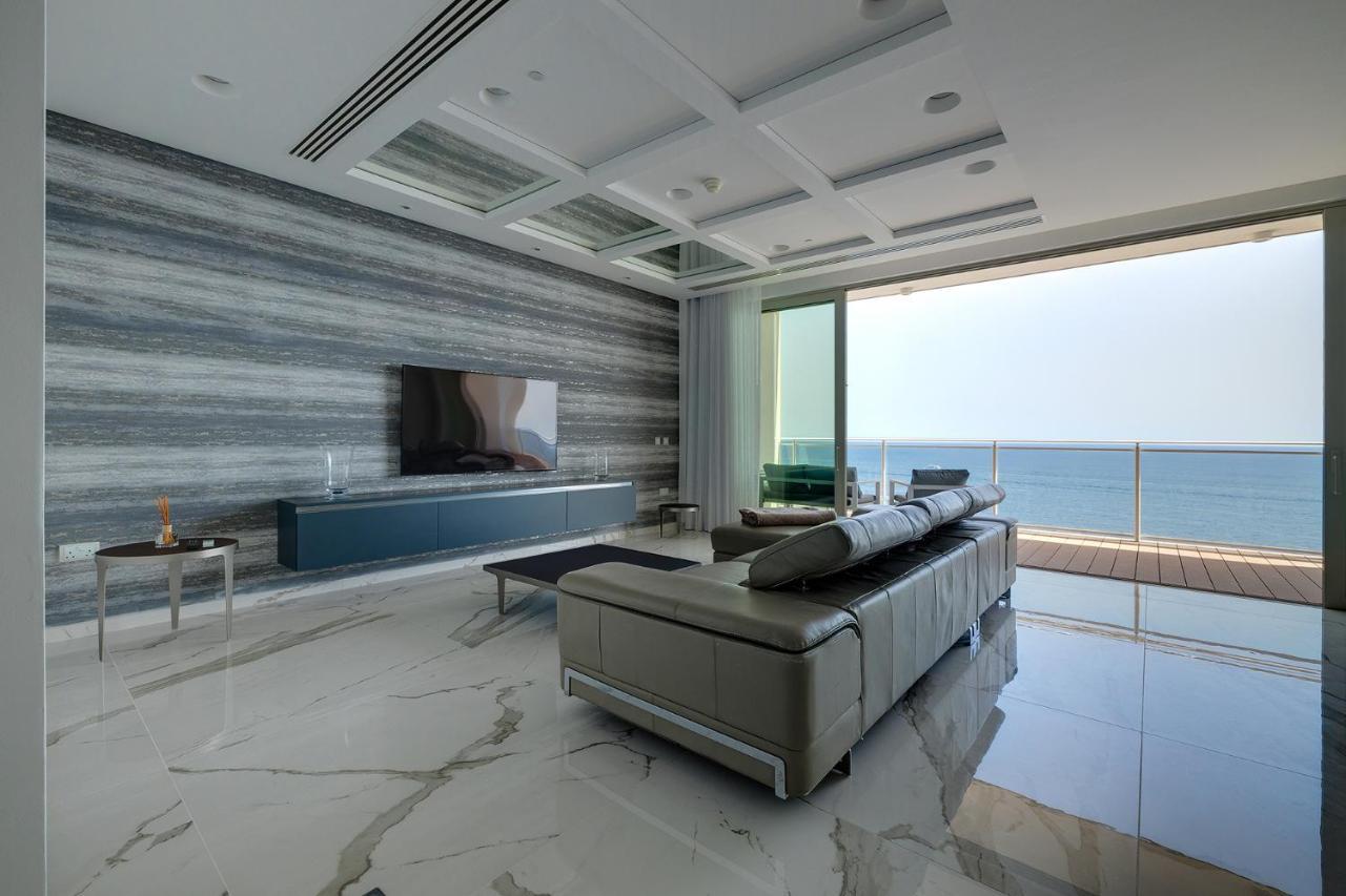 Super Luxury Apartment In Tigne Point, Amazing Sea Views Sliema Ngoại thất bức ảnh