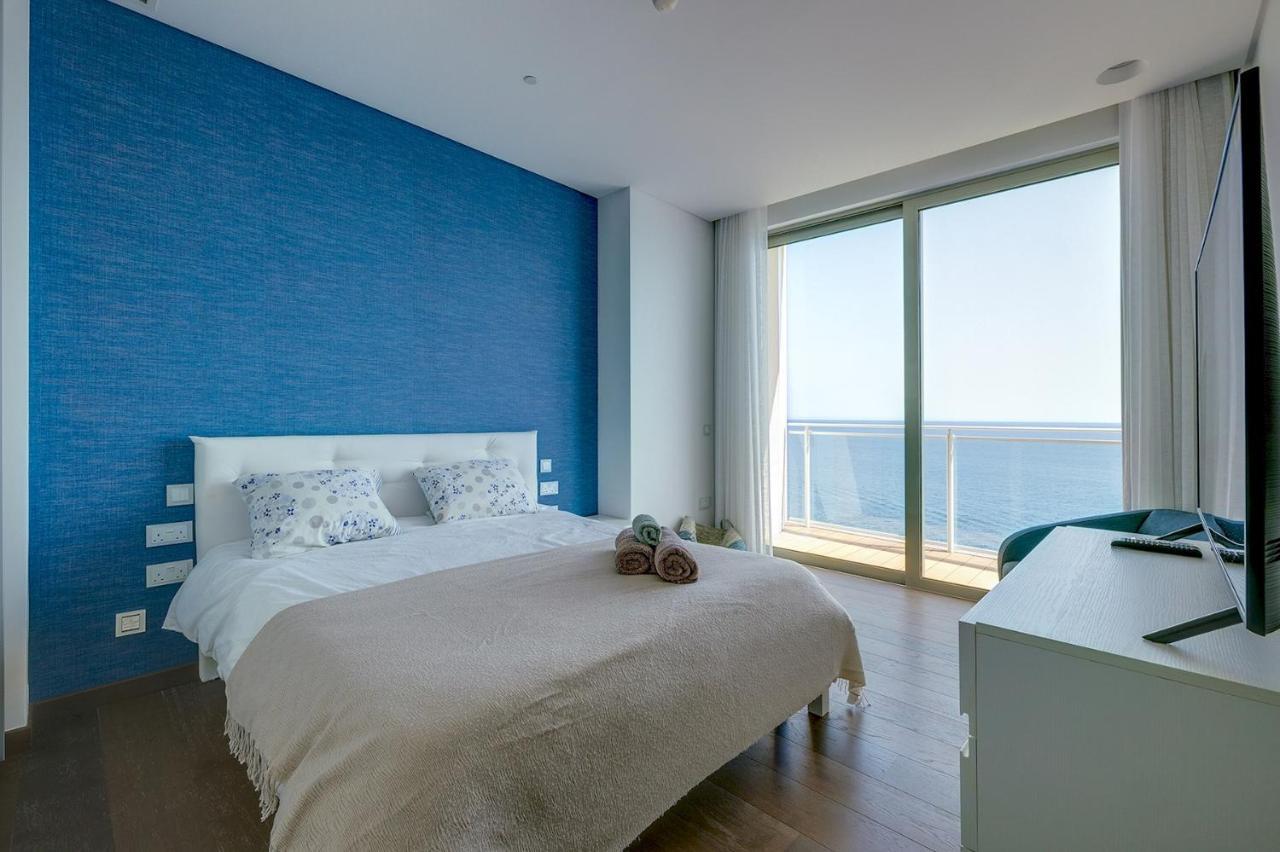 Super Luxury Apartment In Tigne Point, Amazing Sea Views Sliema Ngoại thất bức ảnh