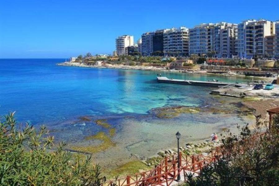 Super Luxury Apartment In Tigne Point, Amazing Sea Views Sliema Ngoại thất bức ảnh