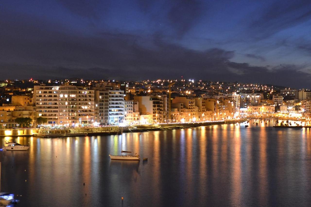 Super Luxury Apartment In Tigne Point, Amazing Sea Views Sliema Ngoại thất bức ảnh
