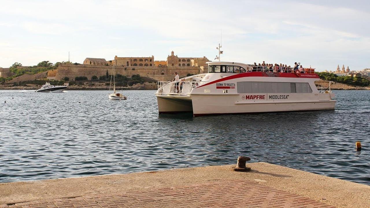 Super Luxury Apartment In Tigne Point, Amazing Sea Views Sliema Ngoại thất bức ảnh