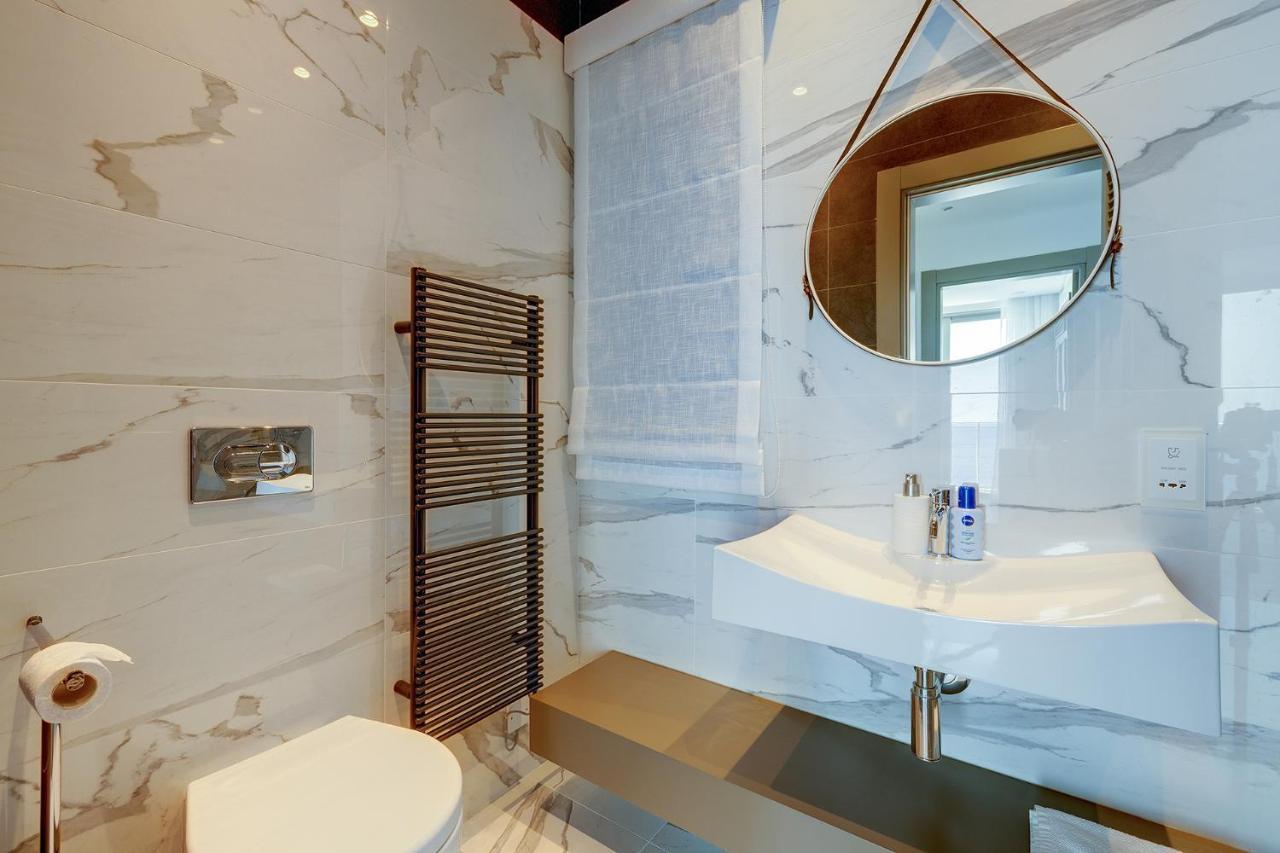Super Luxury Apartment In Tigne Point, Amazing Sea Views Sliema Ngoại thất bức ảnh