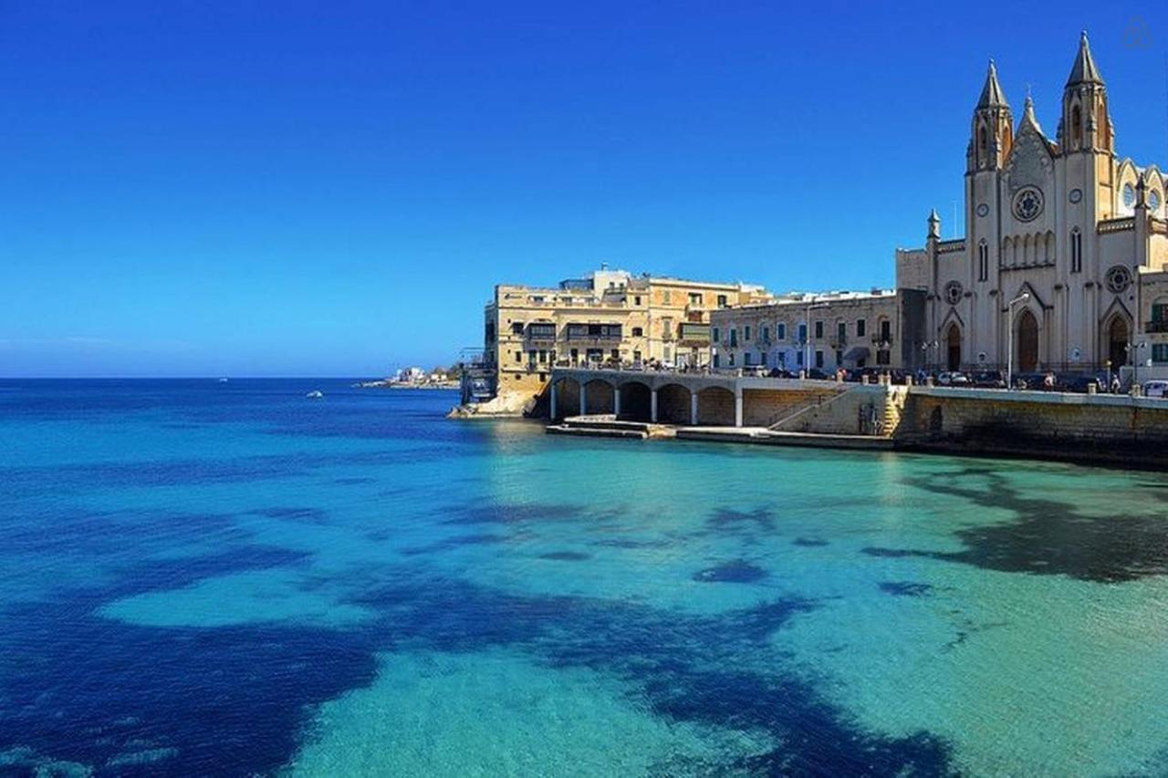 Super Luxury Apartment In Tigne Point, Amazing Sea Views Sliema Ngoại thất bức ảnh